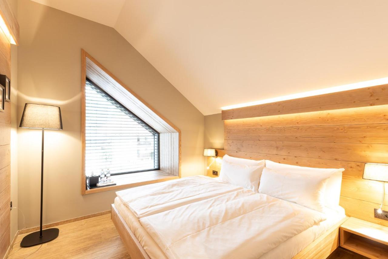Boutique Hotel Sunrose 7 - Gourmet & Spa (Adults Only) Bohinj ภายนอก รูปภาพ
