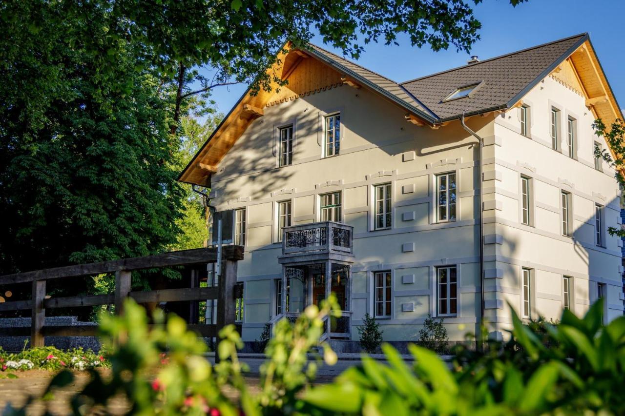 Boutique Hotel Sunrose 7 - Gourmet & Spa (Adults Only) Bohinj ภายนอก รูปภาพ